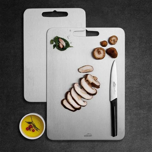 Inox 18/10 and Titanium Cutting Boards