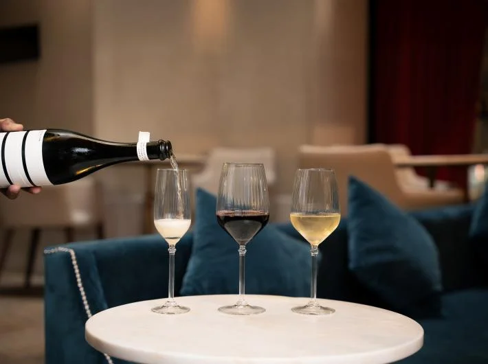 Bonheur Wine Glassware