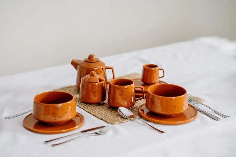 Juego de café y té de gres hecho a mano Avant