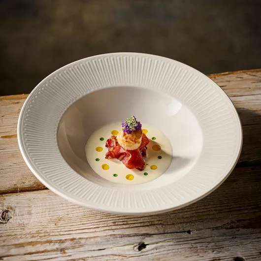 Inked Era Tableware