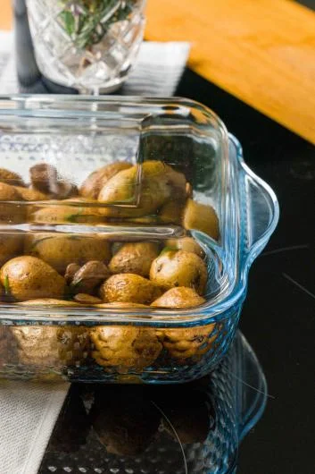 Glass Food Storage Dish