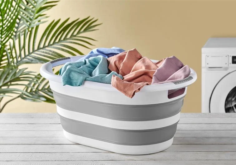YoYo Folding Laundry Basket