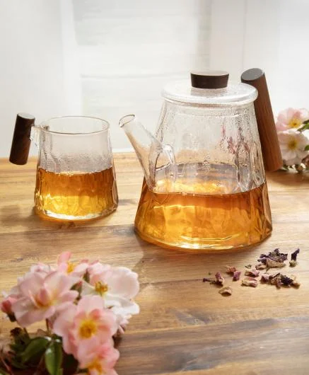 Knut Glass Teapot and Mug