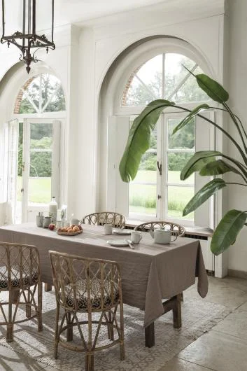WOW Luxury Table Linen
