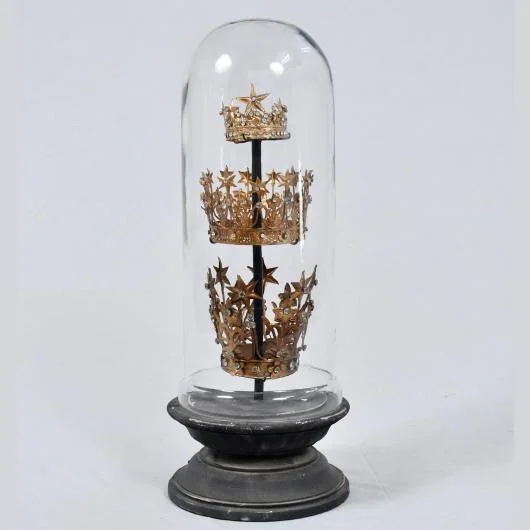 Crown's Decorative Cloche