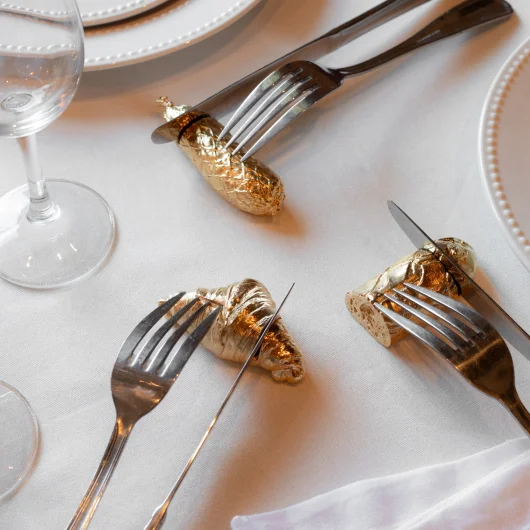 Le Petit Banquet Bronze Cutlery Rests
