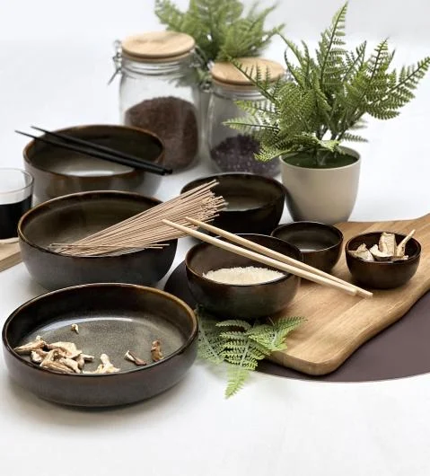 KHAKI ELEGANCE Tableware Collection