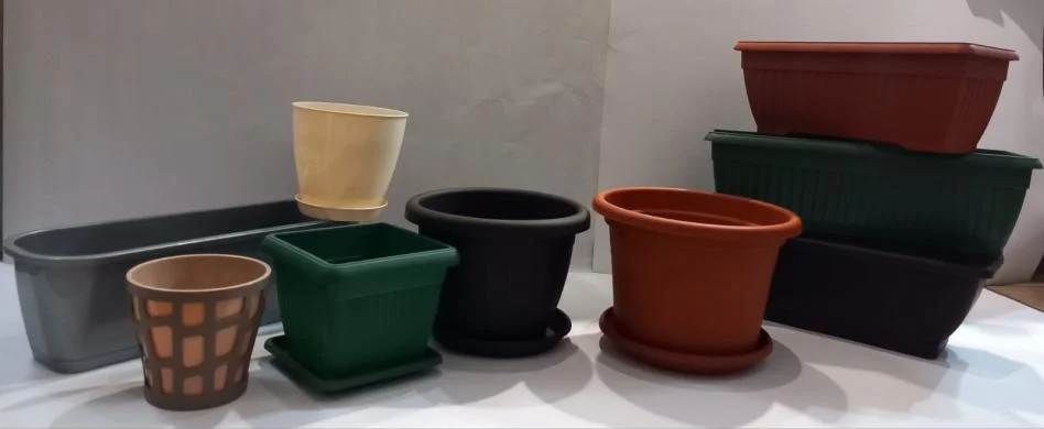 Flower Pots and Containers