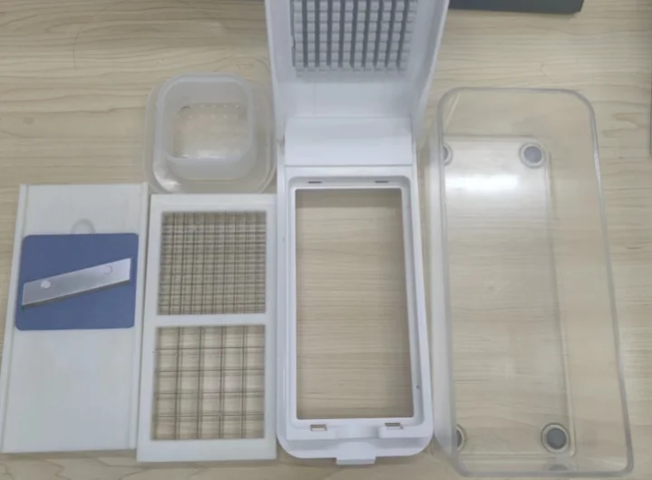 Multifunctional Vegetable Chopper and Grater Set