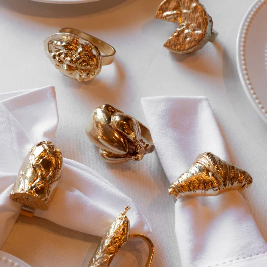 Le Petit Banquet Bronze Napkin Rings