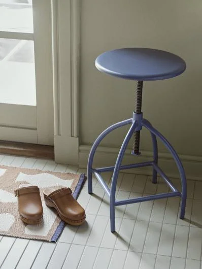 Sire Height Adjustable Stool