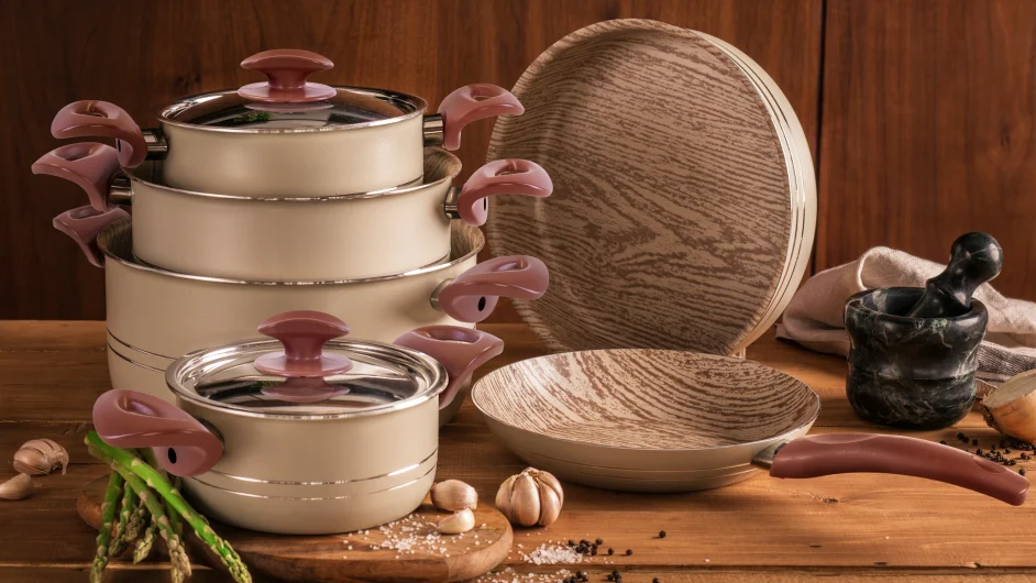 Wooden Line Kitchenware