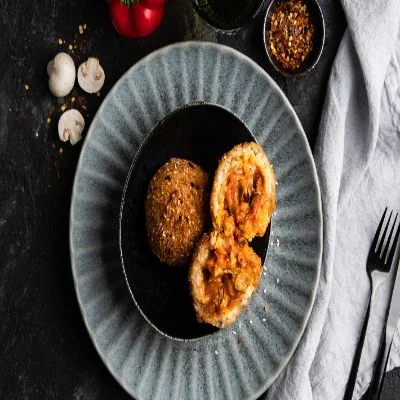 Arancini with Bolognese Chicken and Cheese Fillings