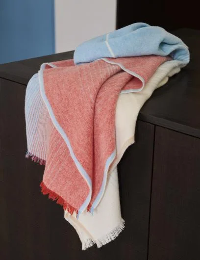 Elvang Carte Postale Throw
