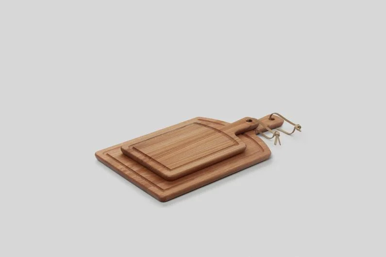 Hang-It Elm Cutting Board with Juice Grooves