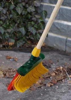 BÜMAG Claw Cleaning Broom