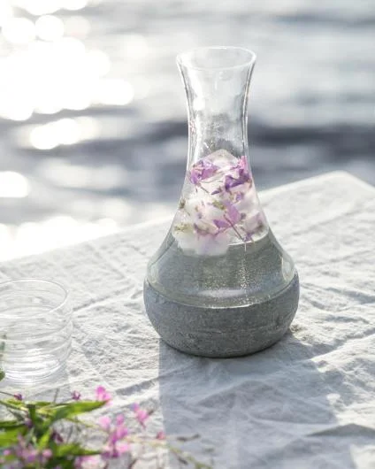 Carafina Decanter with Stone Cooler